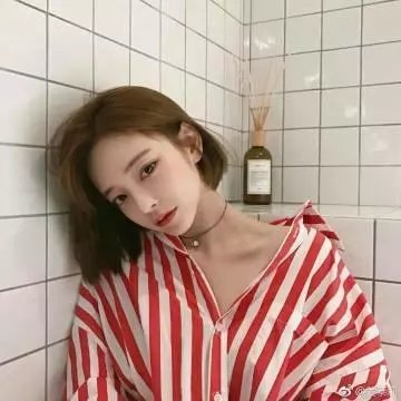 红色地毯黑色梦
